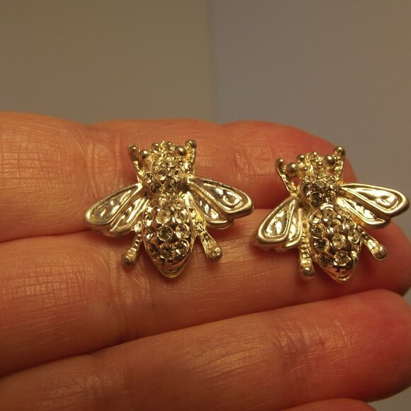Cute Bee Earrings Silver Plate with Rhinestone Tail - Picture 3 of 5